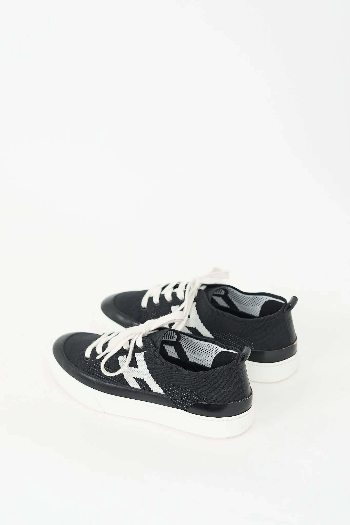 Black & White Knit Deep Sneaker