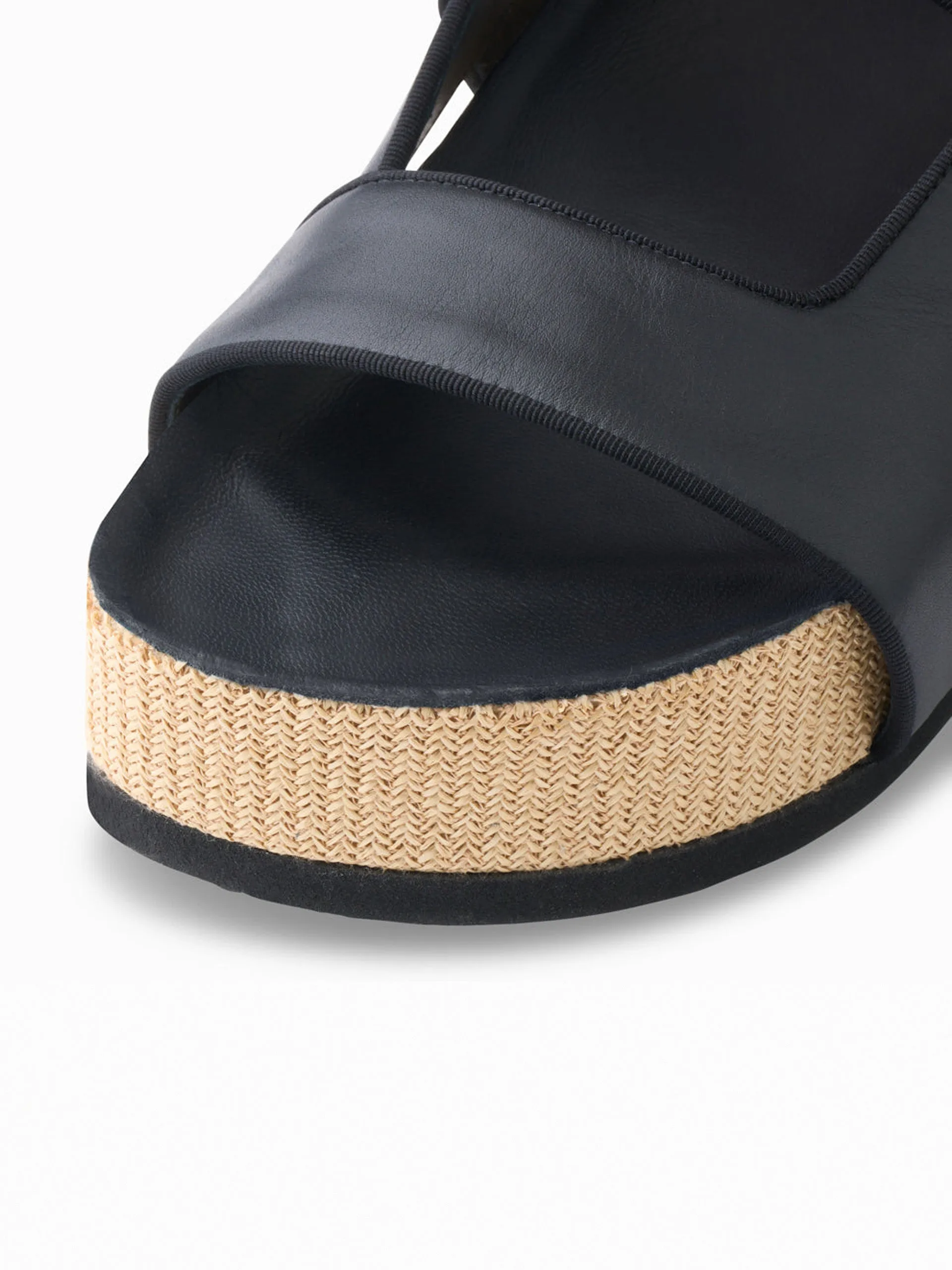 Cher platform sandals in black