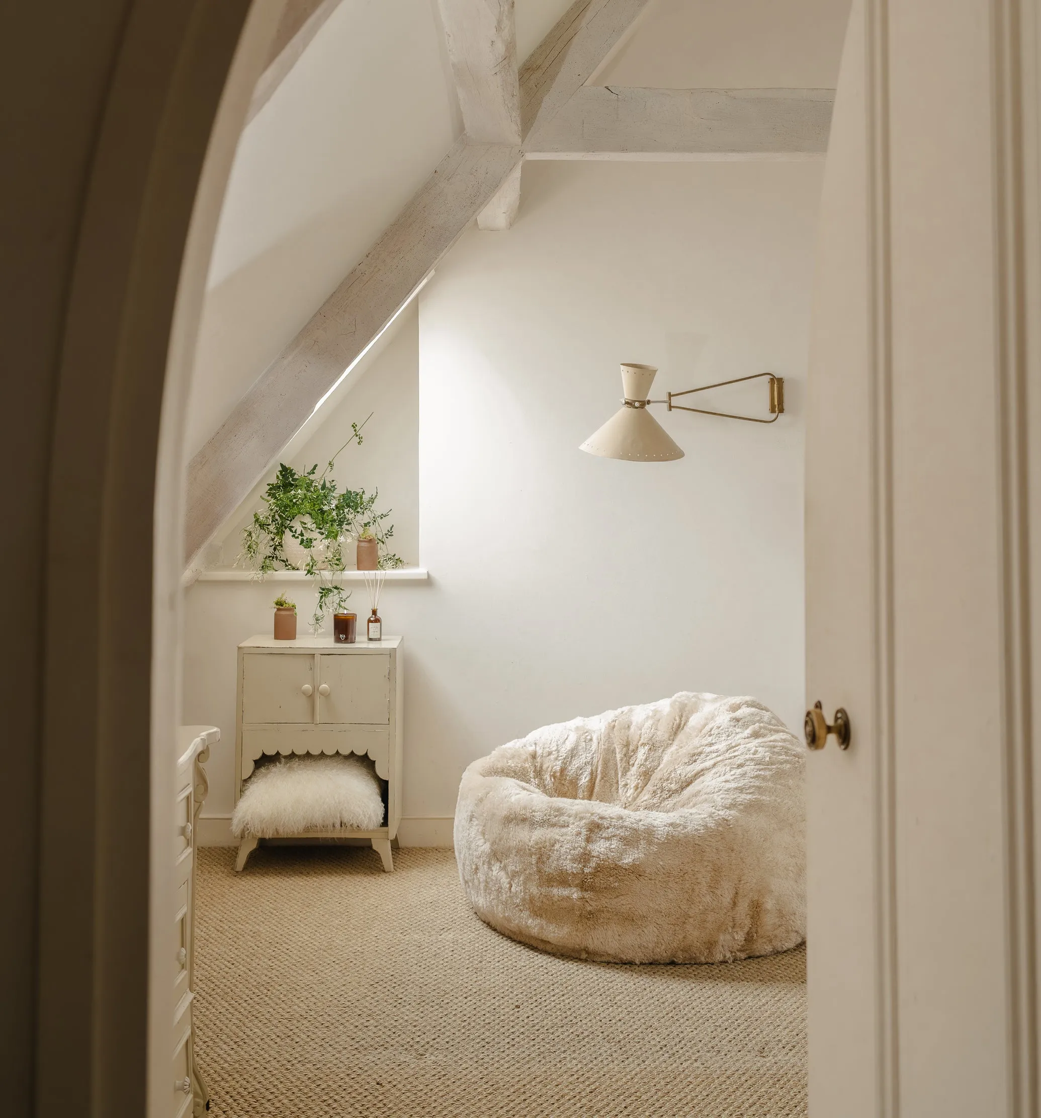 Giant Shearling Beanbag - Cream