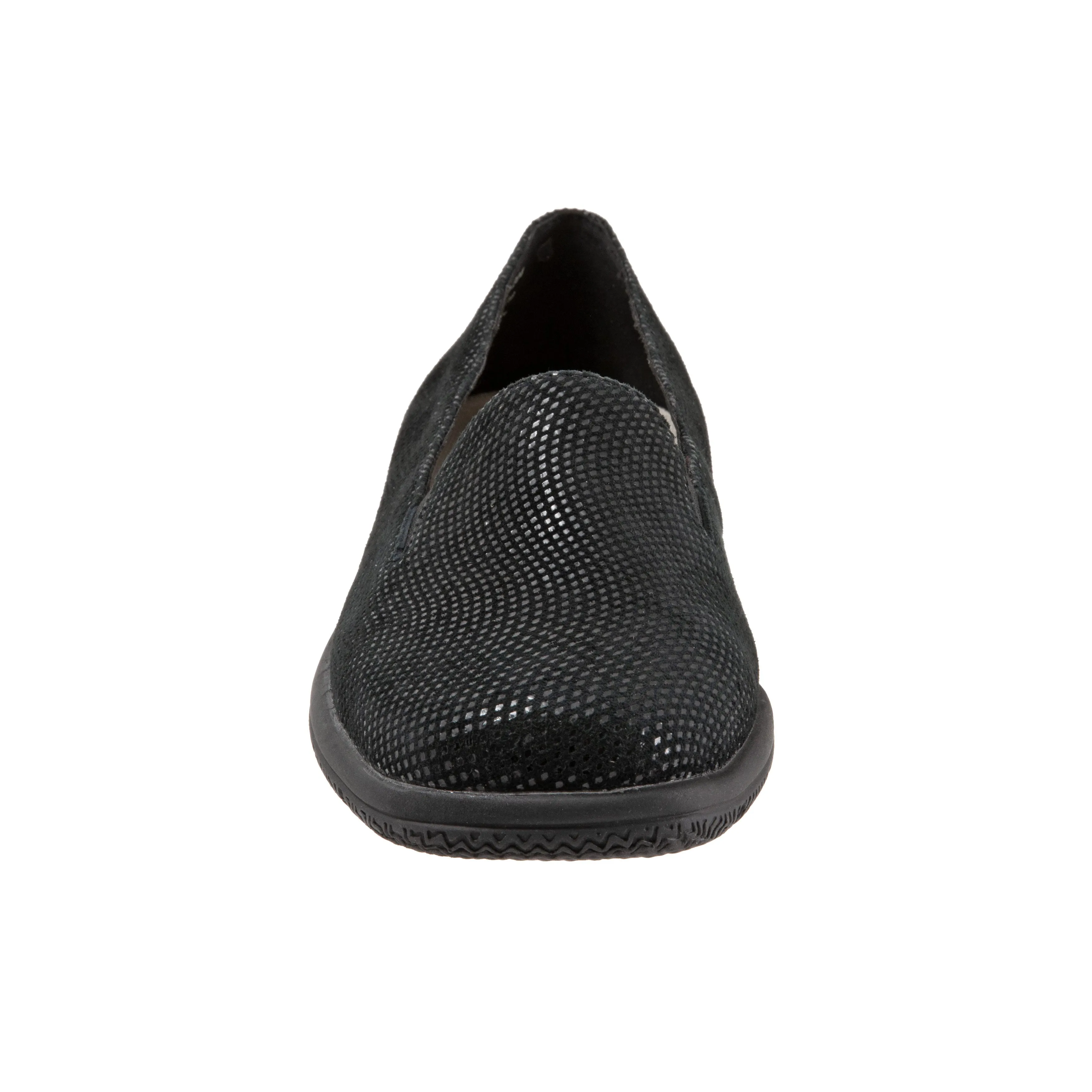 Universal Black 004 Slip-on Shoes