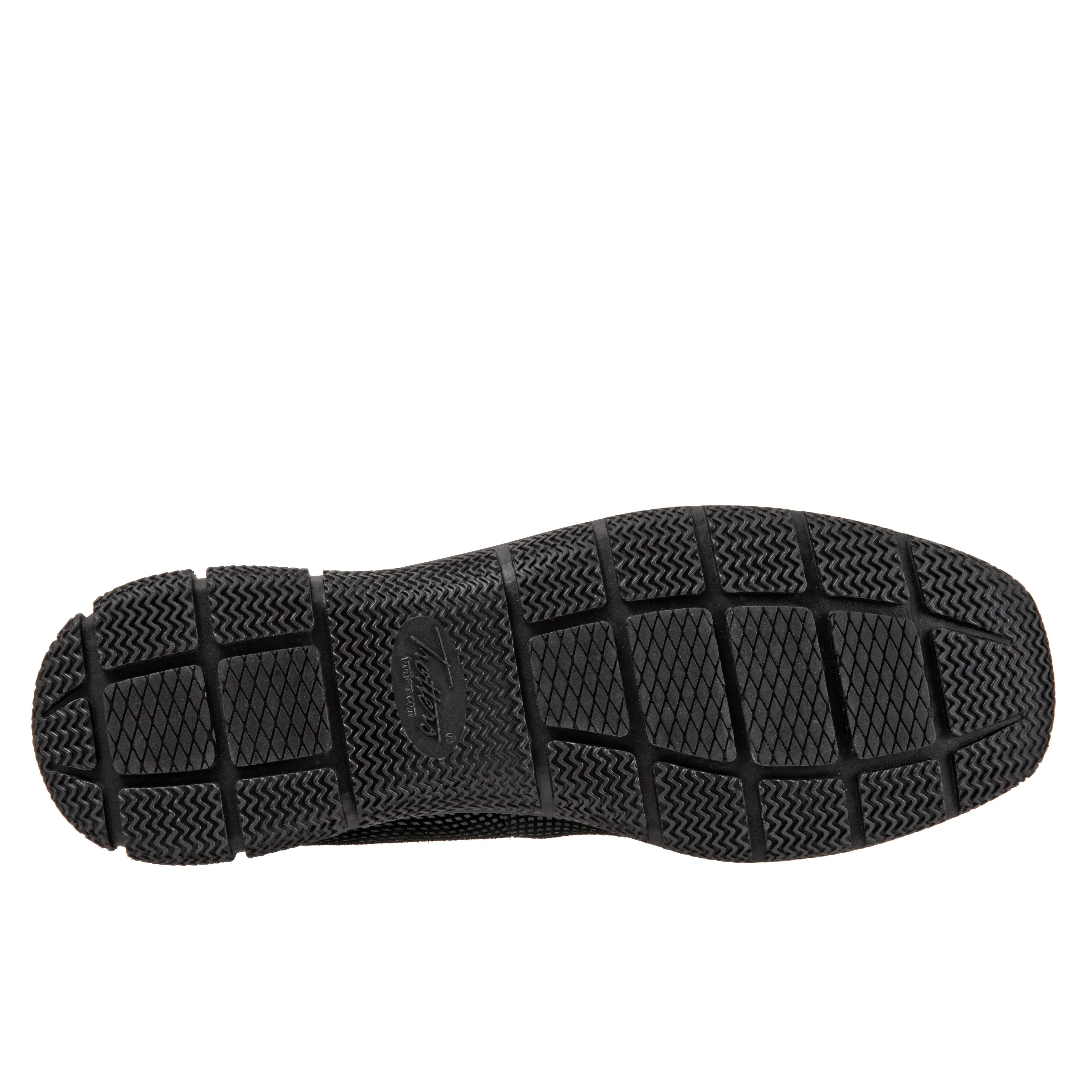 Universal Black 004 Slip-on Shoes