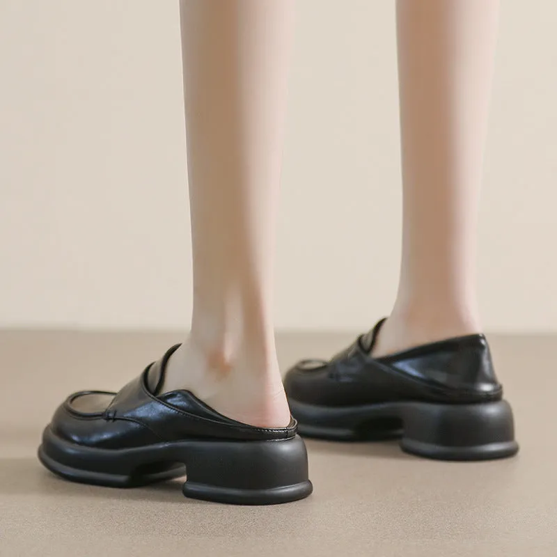 Women Retro Round Head Solid Lug Sole Loafers